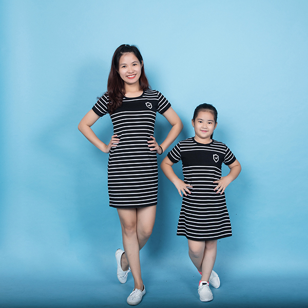 áo váy cặp mẹ và bé gái