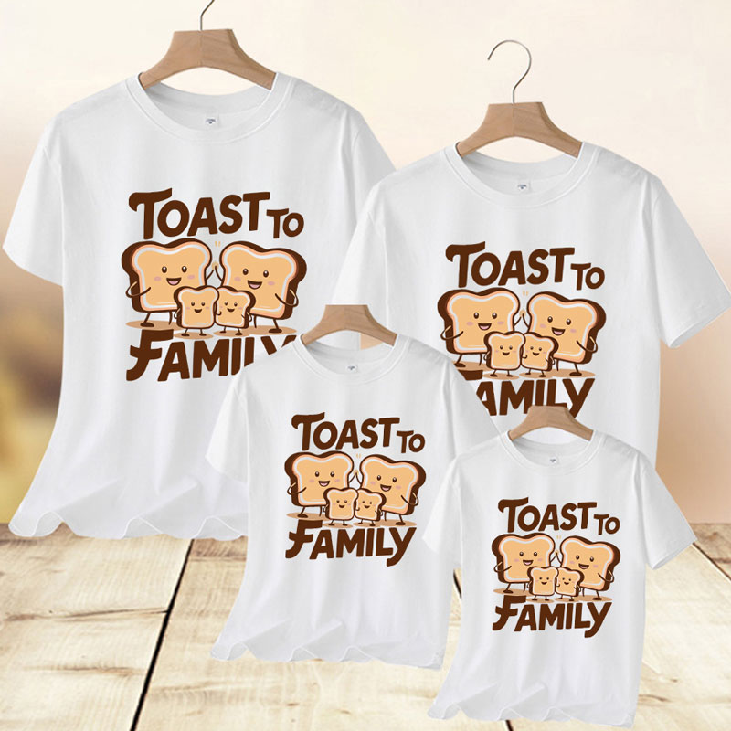 Nâng ly yêu thương cùng áo thun gia đình "Toast to Family" từ Áo thun 24h!