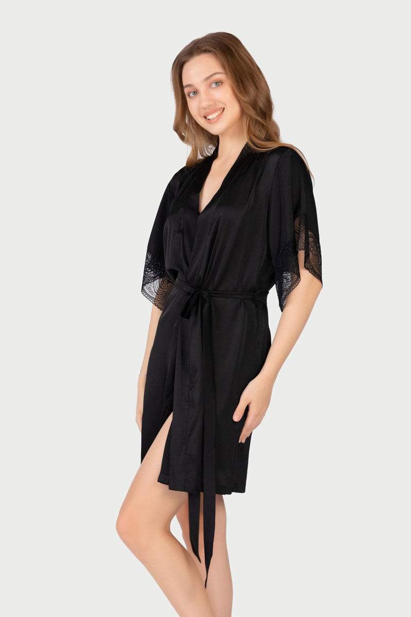 Áo khoác lụa satin